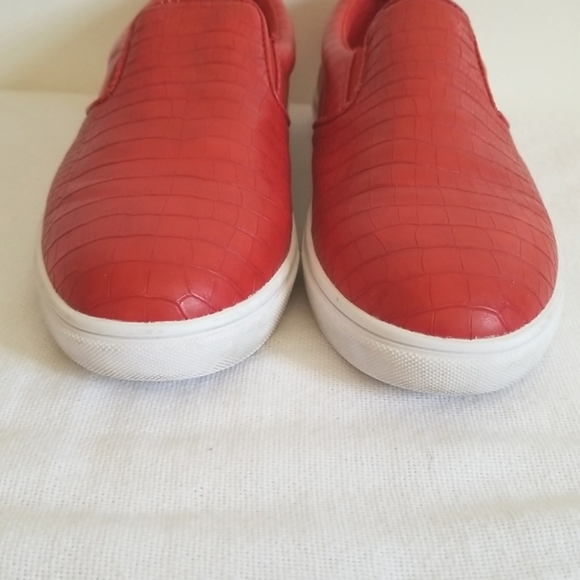 Steve Madden Ecentric Red Snake Sneaker - Picture 2 of 9